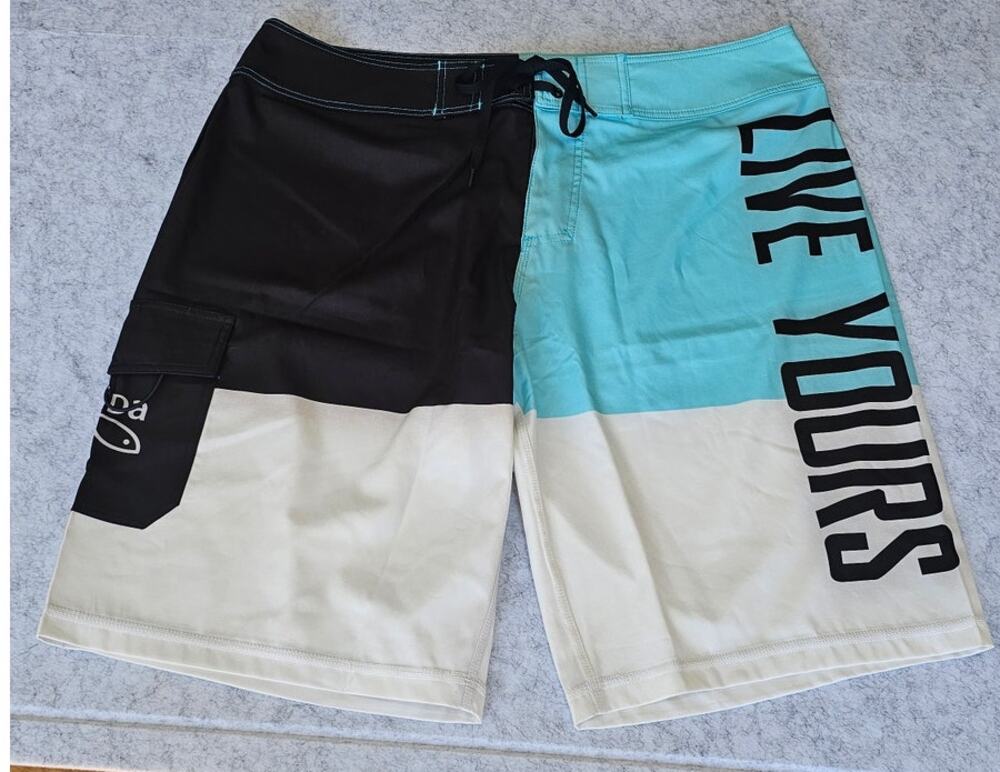 Vida Board Shorts Live Yours Colorblock Surf Swim Vacation Mens Trunks Size 34